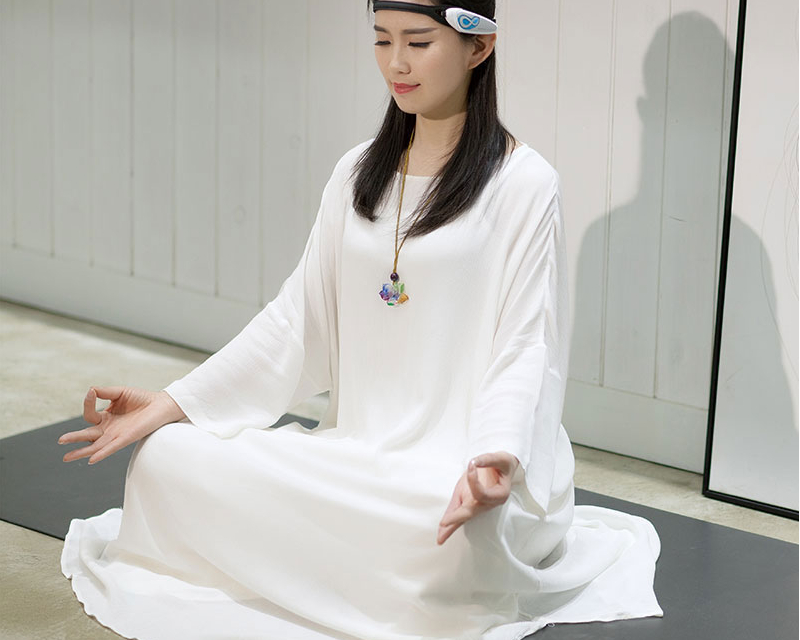 Dry Electrode EEG headband Attention and Meditation Controller Neuro Feedback